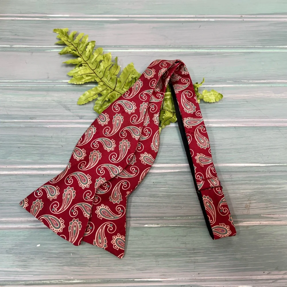 Ralph Lauren Polo Men’s Silk Bow Ties - Picture 2 of 9